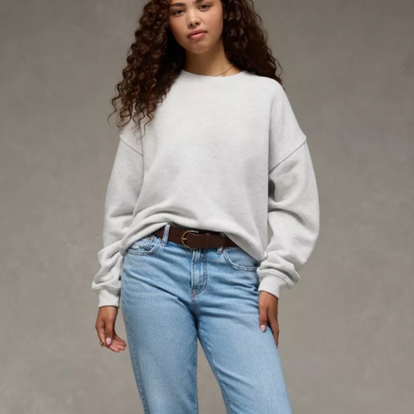 American Eagle Outfitters Tops - AE Relaxed Crew Neck Sweatshirt
